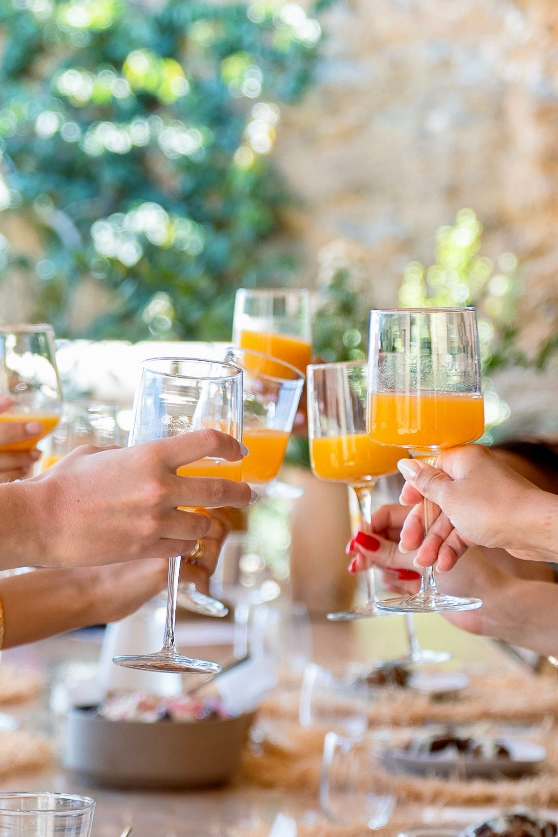 Jus d'orange frais petit-déjeuner retraite